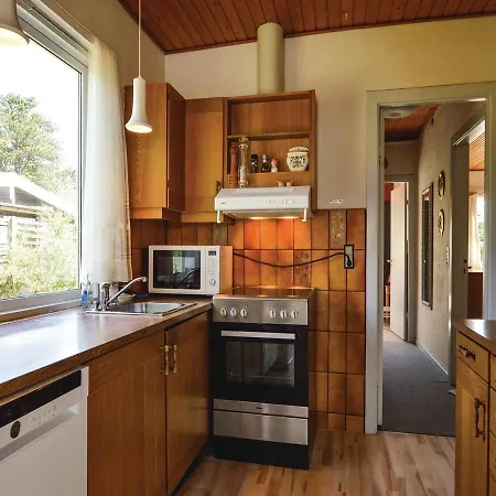 Three-bedroom Holiday In Vig