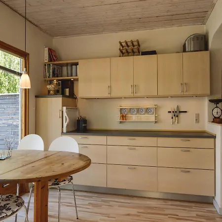 Three-bedroom Holiday In Vig