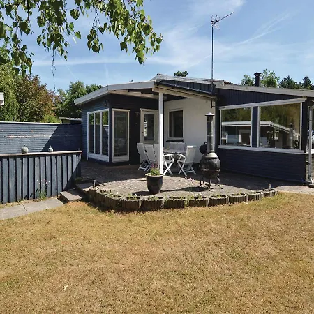 Three-bedroom Holiday In Vig