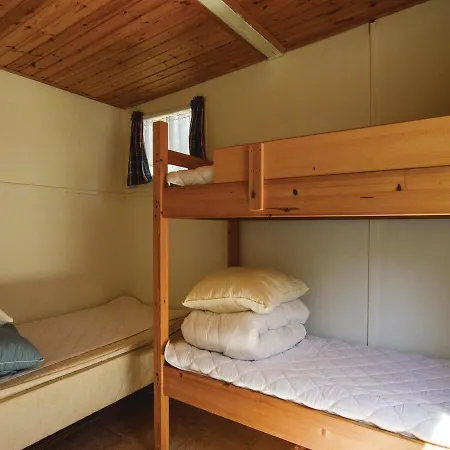 Three-bedroom Holiday In
