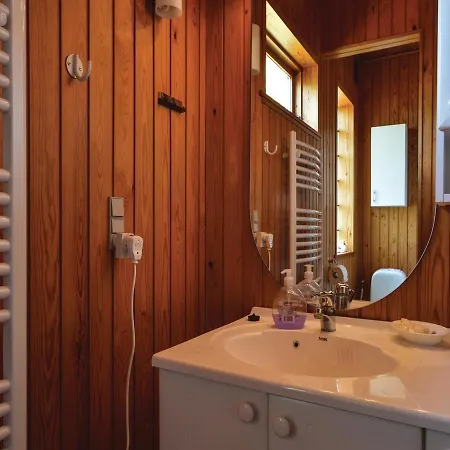 Three-bedroom Holiday In Holiday home *