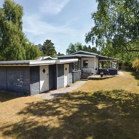 Three-bedroom Holiday In * Vig